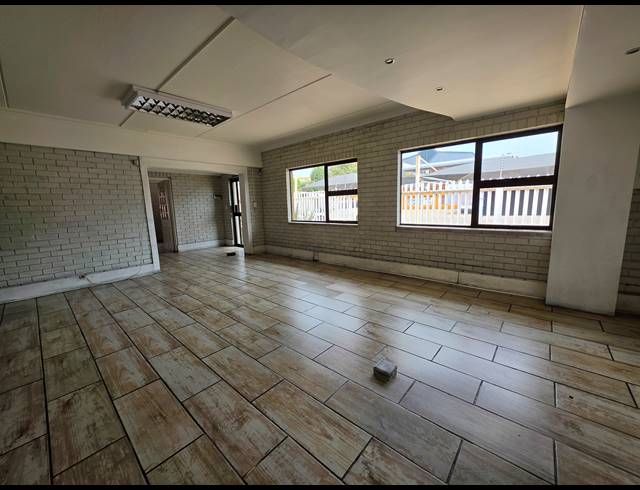 546M² WAREHOUSE TO LET IN WADEVILLE
